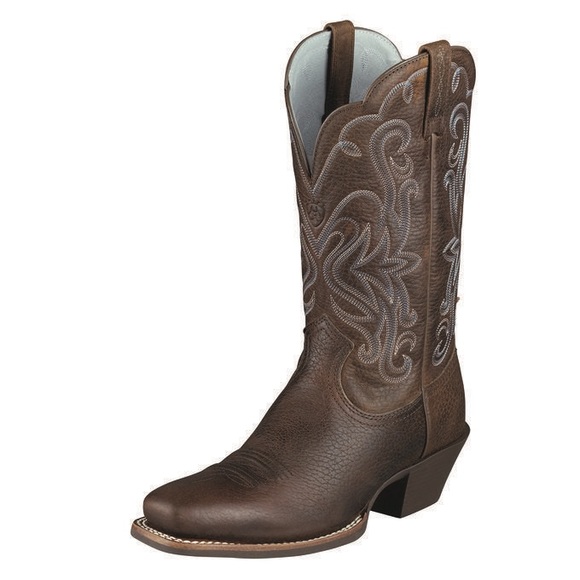 Ariat Shoes - Ariat boots 8.5B